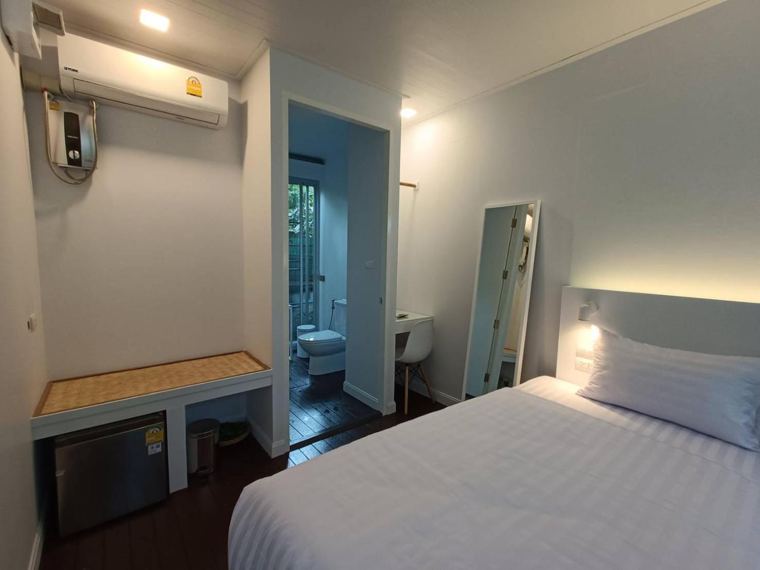 Cochet Hotell Chiang Mai Exteriör bild